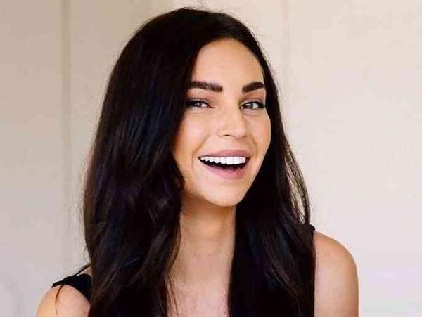 Sarah Todd Height, Age, Affairs, Net Worth, Bio and More